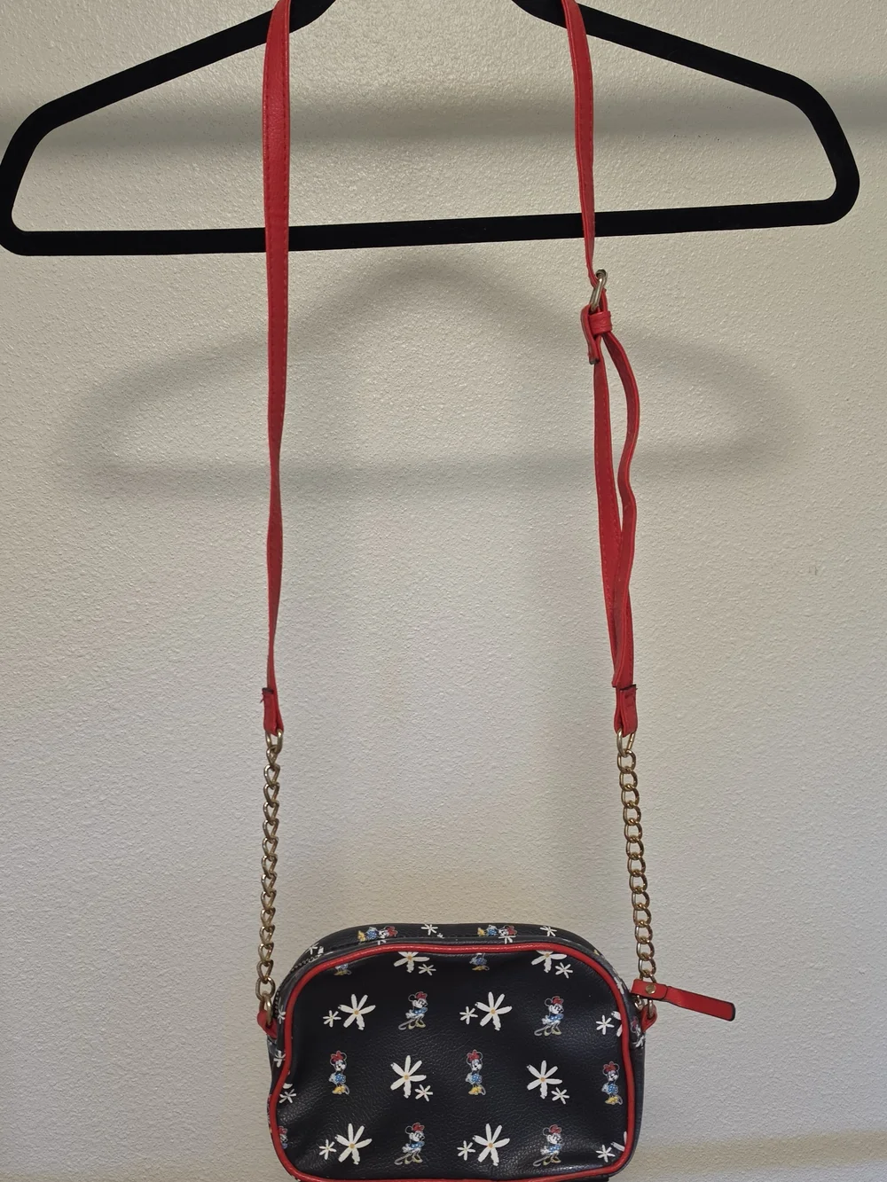 Disney Minnie Mouse Black Crossbody Bag with Red Trim and Daisy Print